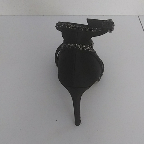 Gianni Bini Stilletto Shoes - Picture 3 of 5